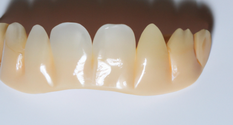 ¿Cuál es el enjuague bucal que recomendarían los dentistas?